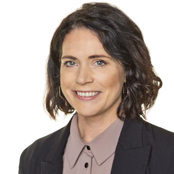 Ms Carole Doyle